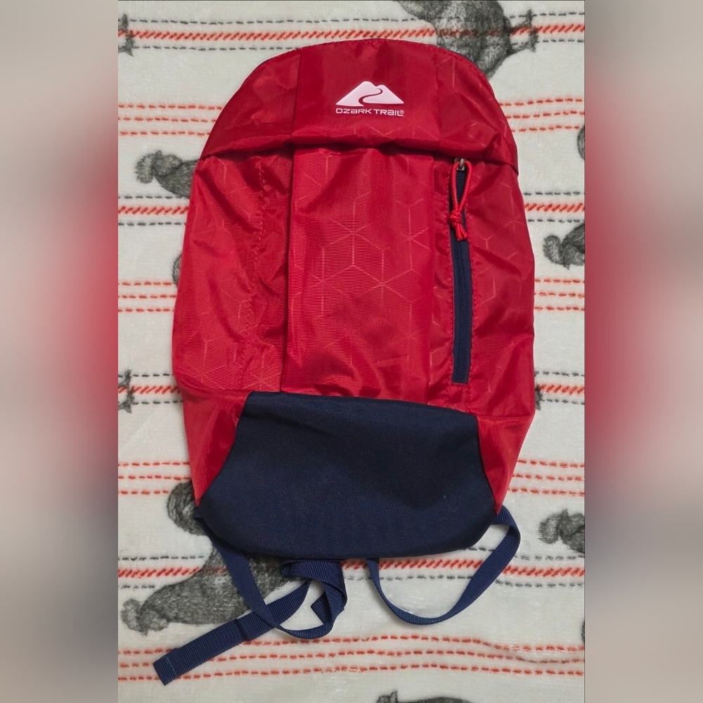 Ozark Trail 10 Liter Adult Backpacking Daypack